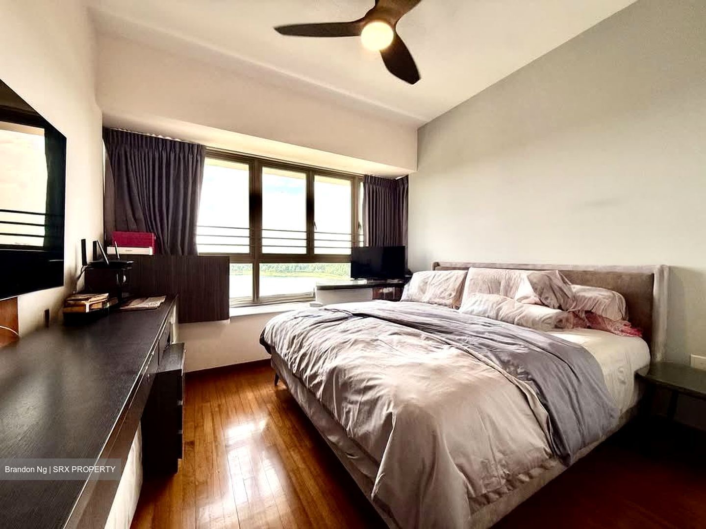 Waterfront Gold (D16), Condominium #579738501